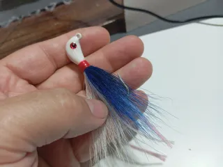 Jig Banana 10g con Bucktail