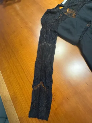 Vestido de fiesta negro encaje manga larga