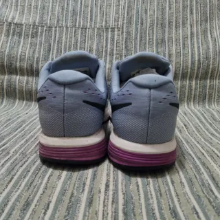 Zapatillas Nike Vomero 11 Azules y Rosas 40