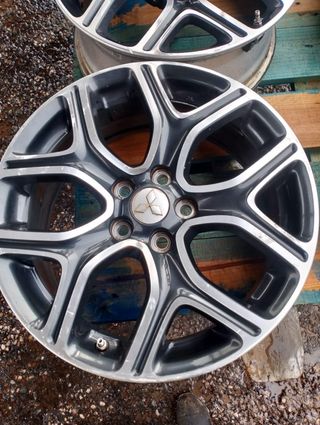 Llantas Mitsubishi 18”