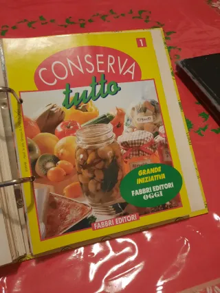 Raccoglitore con raccolte di ricette