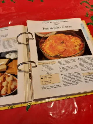 Raccoglitore con raccolte di ricette