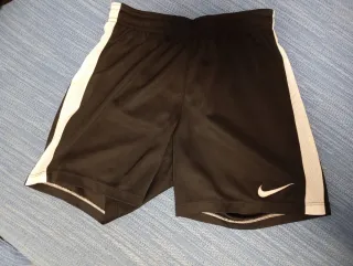 Pantalón corto Nike negro T10-12