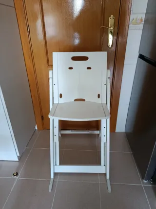Silla alta tipo Stokke  Cocoifant