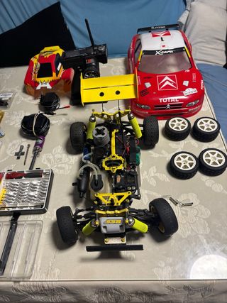 Coche RC Nitro con Accesorios