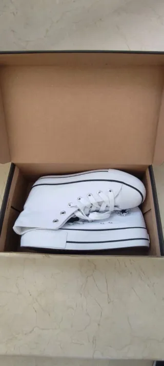 Converse plataforma blancas talla 40