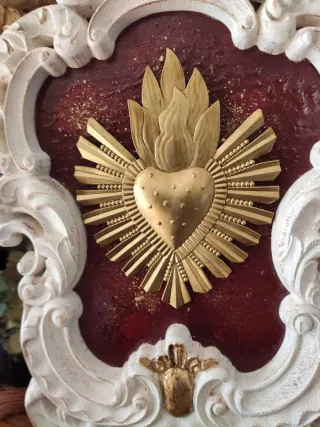 Marco Sagrado Corazón Boho Chic Dorado