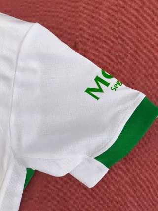 Camiseta y pantalón de fútbol Elche CF