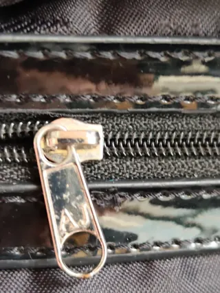 Bolso Armani Jeans Negro Charol