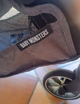 Silla de paseo ligera y compacta