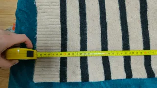 Jersey de rayas beige y negro