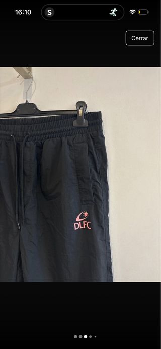 Pantalones negros DLFC