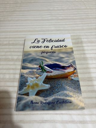 La Felicidad Viene en Frasco Pequeño