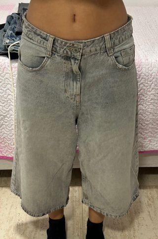 Pantalones vaqueros anchos grises