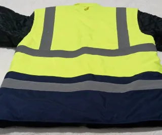 Chaqueta Wurth con mangas acolchadas