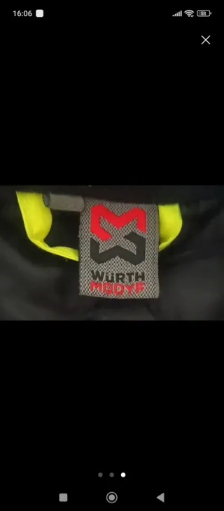 Chaqueta Wurth con mangas acolchadas