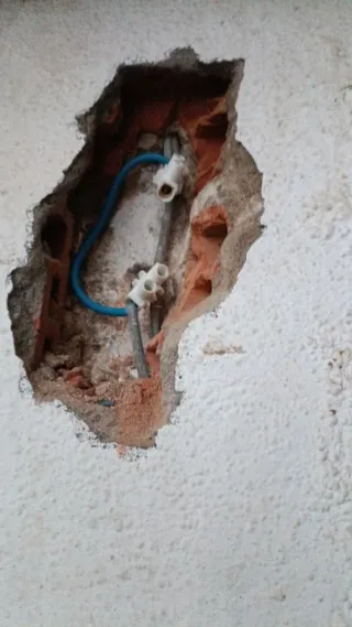 Autorizado.reparacion averías Sevilla y pueblos