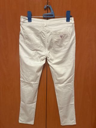 Pantalón blanco Guess Talla 30