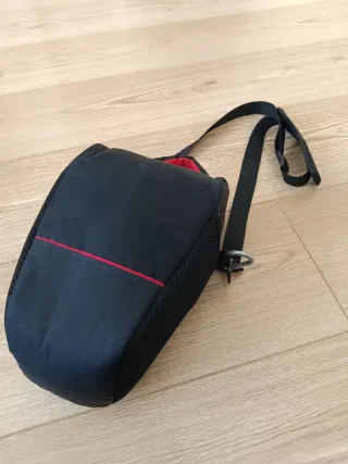 Cámara Canon EOS 1000D + Objetivo 18-55mm