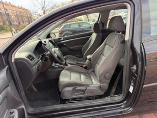 Volkswagen Golf 1.9 TDI 105 CV 3 PUERTAS