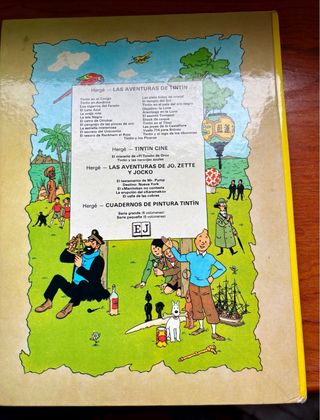 2 libros Aventuras de Tintin: Vuelo 714 y Tornasol