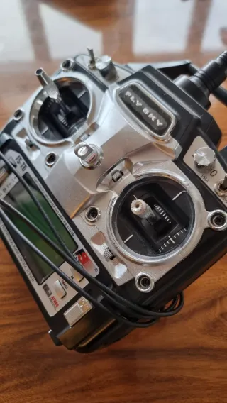 Emisora FlySky FS-T6 2.4GHz