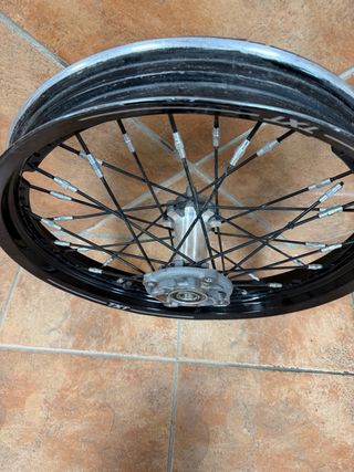 Llanta Trasera Trial TXT Negra