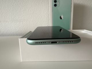iPhone 11 Verde 64gb- verde menta