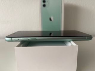 iPhone 11 Verde 64gb- verde menta