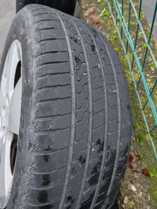 Set 4 Gomme Auto con Cerchi Opel