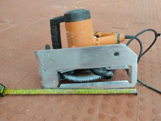 Sierra Circular Kenston 1600W