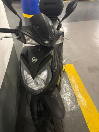 Motocicleta Sym Symphony SR 125cc