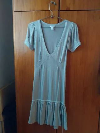 Vestido plateado brillante MANGO talla M