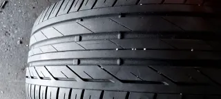 225/50 R18 99W