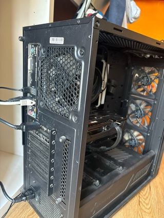 PC Desktop Assemblato Ottime Condizioni