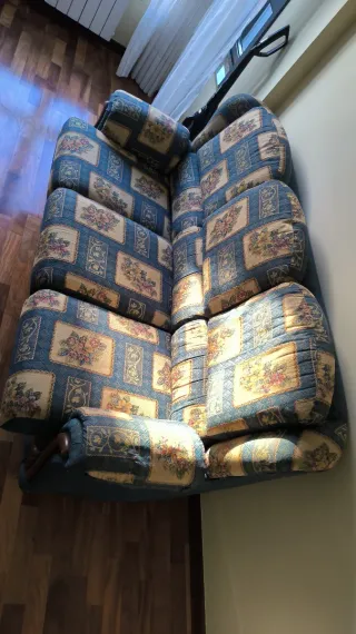 Sofá de 3 plazas con estampado floral