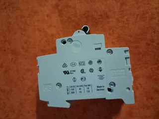 Interruptor magnetotermico ABB C25