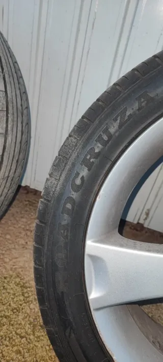 4 Llantas de aleación 17 con neumáticos 225/45 R17