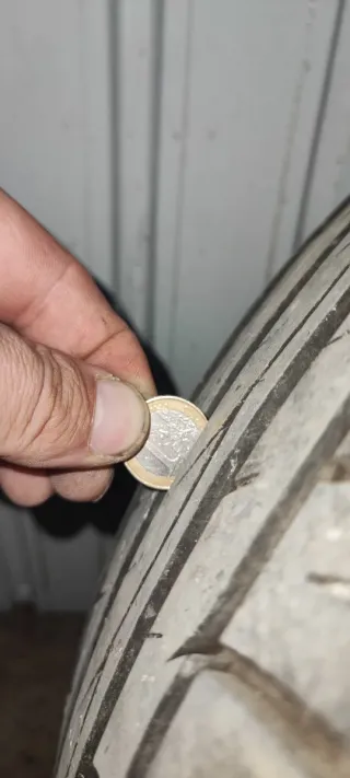 4 Llantas de aleación 17 con neumáticos 225/45 R17