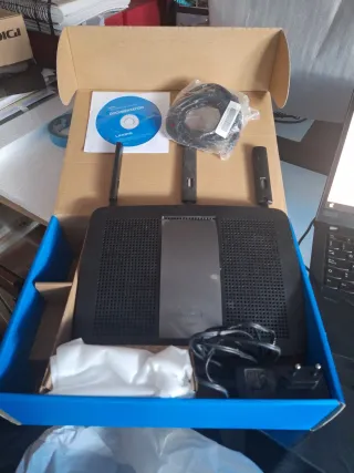 Router Wi-Fi Linksys AC1900 Dual Band