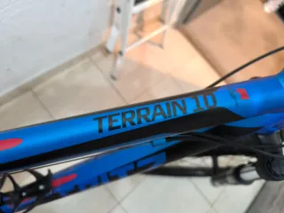 Bicicleta de montaña azul SPITZ