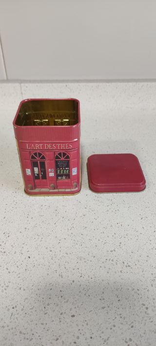 Caja metálica para bolsitas de té