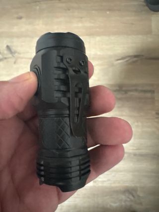 Linterna LED Alta Potencia Largo Alcance