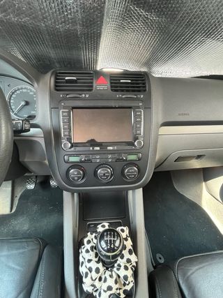 Volkswagen Golf 5 1.9 tdi