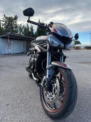 Triumph Street Triple RS 2020