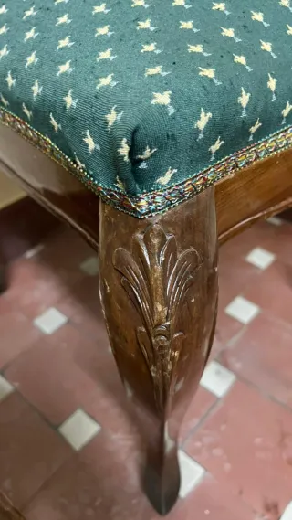 Juego de 4 sillas de comedor de madera