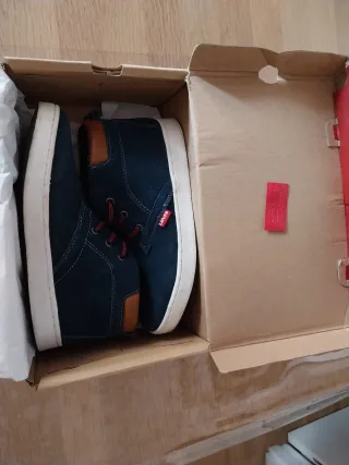 Zapatos Levi's Niños Talla 37