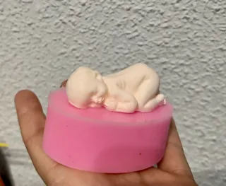 Bebés personalizables. No pesan. Se cogen encargos