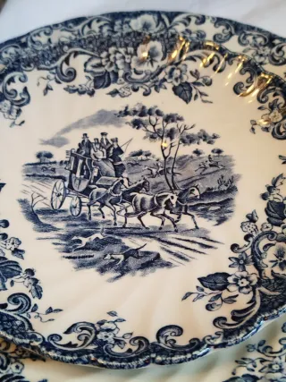 Juego té o desayuno. para 12. Estrenar