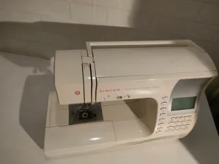 Máquina de coser Singer Quantum Stylist 9960